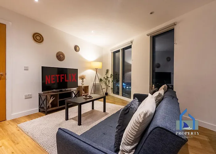 City Condo-Terrace-Gym-Games Room -Free Secure Parking-